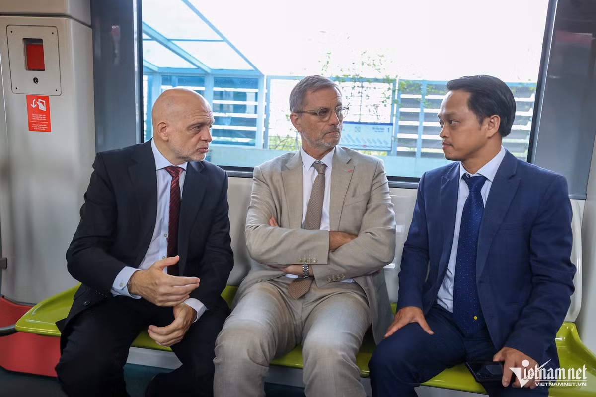 Năm 2024 là một năm quan trọng với 2 sự kiện, đó là lễ kỷ niệm 70 năm Điện Biên Phủ, Chính phủ Pháp đã cử đại diện là Bộ trưởng Quốc phòng cùng Quốc vụ khanh phụ trách cựu chiến binh đến dự lễ kỷ niệm tại Việt Nam.