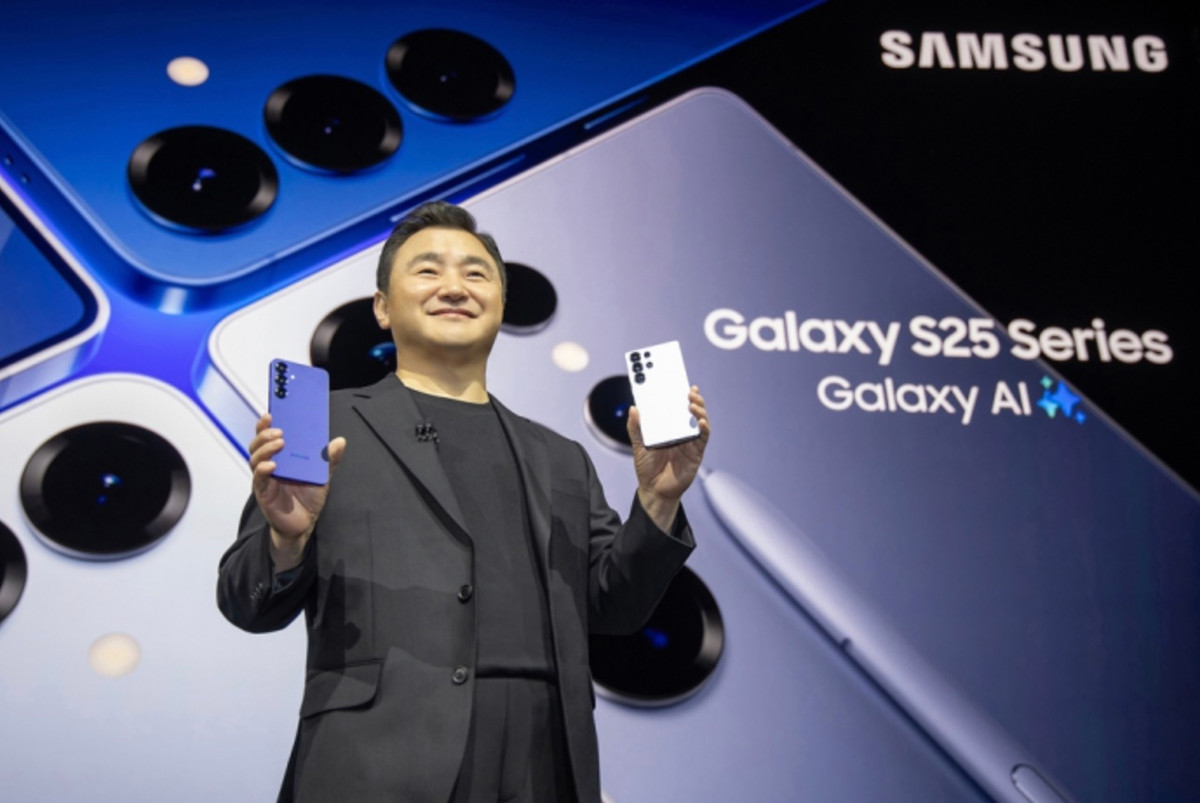 Được trang bị các tác nhân AI đa phương thức tiên tiến, Galaxy S25 series đánh dấu bước tiến đầu tiên trên hành trình hiện thực hóa tầm nhìn của Samsung nhằm thay đổi cách người dùng tương tác với thiết bị di động và thế giới xung quanh. Ảnh: Live Unpacked