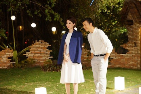 Đặng Thu Thảo chia sẻ về vai diễn đầu tay của mình: "Đây là thử thách khi tôi phải thể hiện được đúng khía cạnh tính cách mới khá xa so với vẻ mộc mạc, nhẹ nhàng thường ngày".