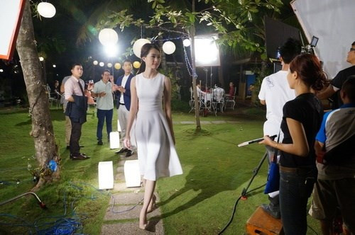 Dù lần đầu đóng phim nhưng Đặng Thu Thảo diễn khá "ngọt".