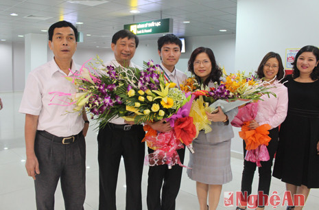 Liên tục là học sinh giỏi qua các năm học, giành nhiều giải trong các kỳ thi HSG cấp huyện, tỉnh, quốc gia và khu vực, nhưng Ngọc Khánh cũng đã từng khiến bố mẹ phải phiền lòng. Đó là vào năm học lớp 6, Khánh mê game và là một game thủ có tiếng. Cậu từng trốn nhà đi chơi game. Biết vậy nhưng ông Danh bà Mơ không làm ầm lên, đánh mắng con mà chỉ khuyên bảo, nhắc nhở nhẹ nhàng, rồi Khánh cũng hiểu ra và chú tâm hơn vào việc học.