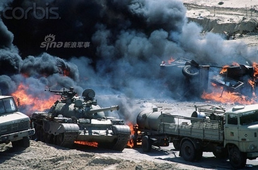 Sau hơn một tháng bị tấn công dữ dội trong Chiến tranh vùng Vịnh ngày 26/2/1991, Quân đội Iraq thiệt hại nặng nề và không còn khả năng kháng cự trước lực lượng liên quân do Mỹ dẫn đầu. Tổng thống Saddam Hussein buộc phải ra lệnh cho các tướng lĩnh thực hiện phương án mà ông gọi là "rút lui chiến thuật".