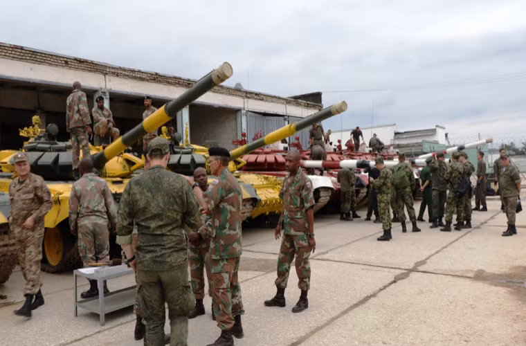 Mặc dù đây là lần đầu tiên Việt Nam tham gia một giải đấu quân sự như Tank Biathlon, nhưng đây sẽ là cơ hội quý giá giúp lực lượng tăng thiết giáp ta làm quen với các loại vũ khí hiện đại cũng như cọ sát với các điều kiện tác chiến khác nhau trong môi trường chiến tranh hiện đại. Nguồn ảnh: Marinir.otvaga2004.