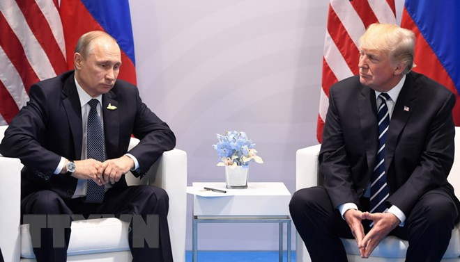 Tổng thống Mỹ Donald Trump và Tổng thống Nga Vladimir Putin. (Ảnh: AFP/TTXVN)