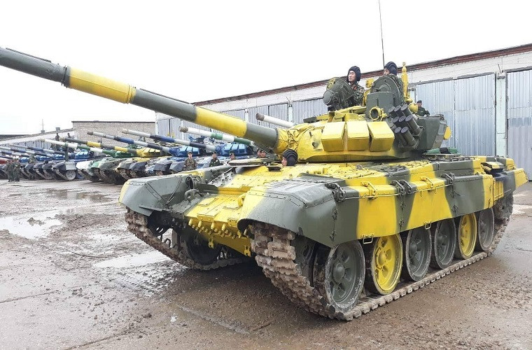 Theo bốc thăm hôm 23/7, màu sơn xe tăng T-72B3 của Việt Nam sẽ là màu vàng đen và trong ngày thi đầu tiên chúng ta sẽ đối đầu với các đội tuyển khá mạnh gồm Myanmar, Armenia và Kyrgyzstan. Cả ba quốc gia này đều có trong biên chế các biến thể của xe tăng T-72.