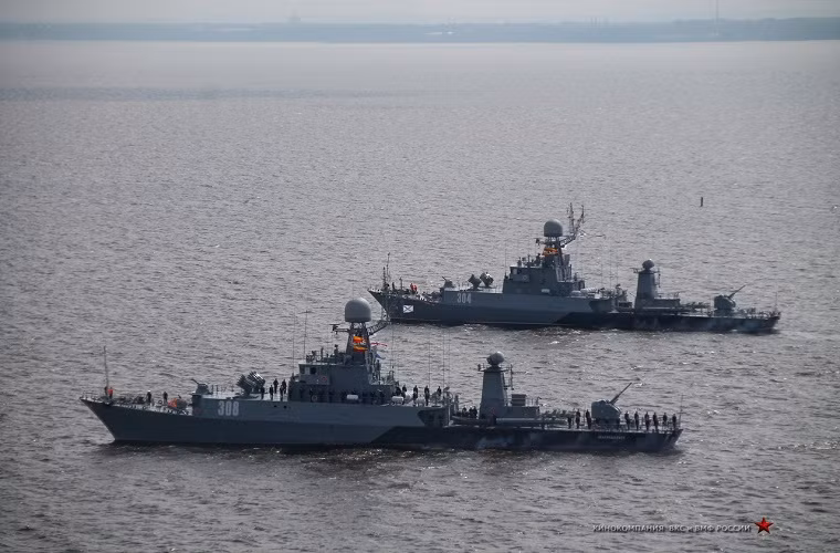 Đầu tiên có thể nói đến bộ đội tàu hộ vệ chống ngầm lớp Parchim thuộc Project 1331M của Hạm đội Baltic. Nguồn ảnh: sevmash.ru.