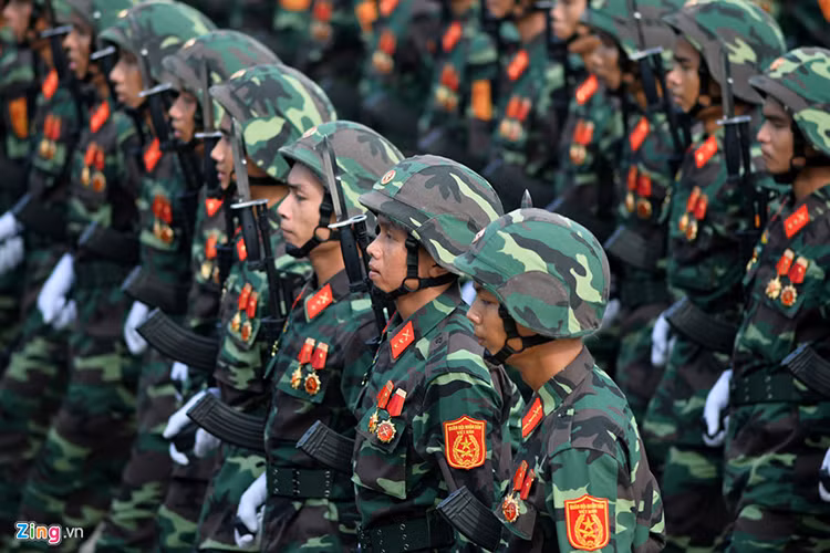 Hình ảnh khối chiến sĩ Lục quân Việt Nam mạnh mẽ trong quân phục dã chiến K07 trong diễu binh mừng Ngày Quốc Khánh 2/9 trong năm 2016. Nguồn ảnh: Zing.
