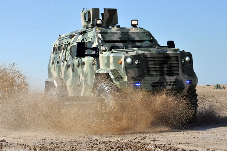 Số lượng cụ thể Việt Nam sở hữu dòng xe bọc thép này mới đây đã được Theo Viện nghiên cứu hòa bình quốc tế Stockholm - SIPRI thống kê trong báo cáo mới nhất của mình, tổng cộng có 10 xe đã được IAG chuyển giao cho Việt Nam trong năm 2016, giá trị hợp đồng chưa được xác định. Nguồn ảnh: IAG.