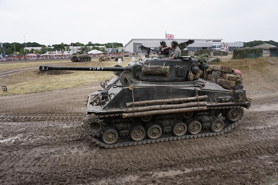 Điển hình như chiếc M4A2E8 Sherman “Fury” từng xuất hiện trong bộ phim cùng tên do tài tử Brad Pitt thủ vai chính này. Nguồn ảnh: Vitaly Kuzmin.