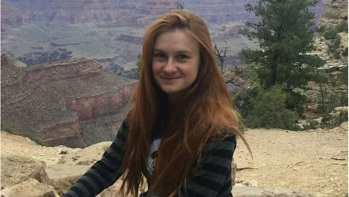 Maria Butina ủng hộ sử dụng súng. Ảnh: Facebook Maria Butina