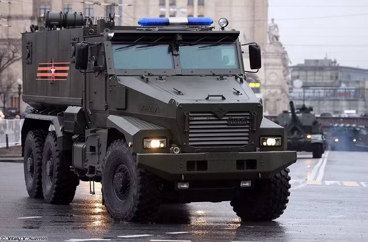 Hiện tại, Bộ Quốc phòng Nga vẫn chưa đưa ra thông báo chính thức nào về sự cố trên nhưng rất có thể nguyên nhân dẫn đến vụ tai nạn xuất phát từ lỗi kỹ thuật hơn là từ phía con người. Nguồn ảnh: Vitaly Kuzmin.