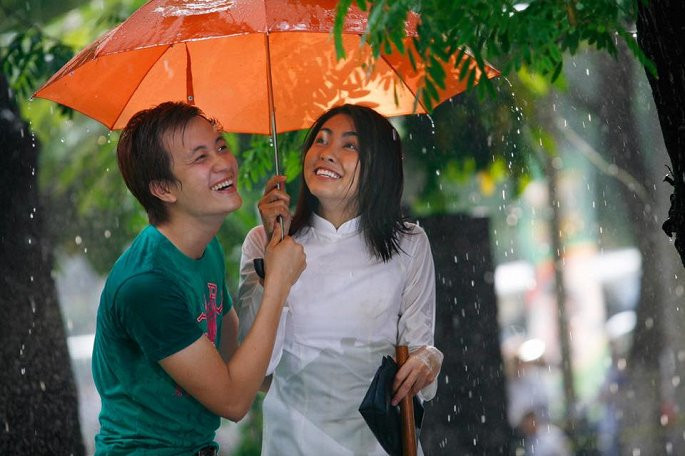 Những hình ảnh thô sơ cách đây gần 10 năm khiến nhiều khán giả cảm thấy bồi hồi.