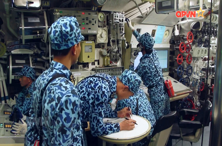 Tuy nhiên, vị thế số 1 Đông Nam Á của lực lượng tàu ngầm Việt Nam sẽ không phải là mãi mãi khi các quốc gia khác trong khu vực bắt đầu đầu tư nhiều hơn cho lực lượng đặc biệt này, nhất là sự quay trở lại của Hải quân Thái Lan. Trong khi đó, Indonesia và Singapore hay Malaysia đều có kế hoạch mở rộng lực lượng tàu ngầm của họ kể từ năm 2020. Nguồn ảnh: QPVN.