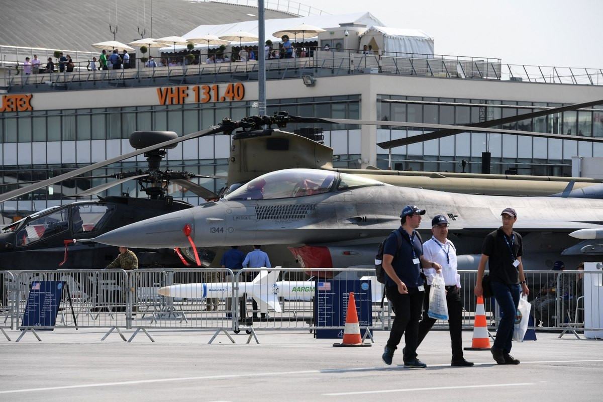 Xuất khẩu vũ khí của Mỹ trong năm 2018 đạt mức tăng trưởng ấn tưởng một phần nhờ vào một loạt chính sách mới của Tổng thống Trump. Nguồn ảnh: DSCA.