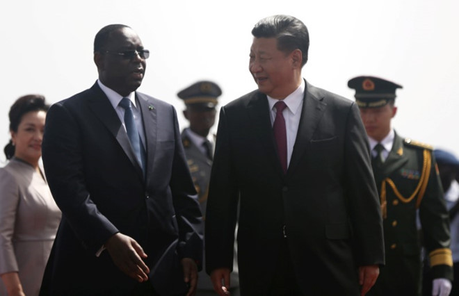 Chủ tịch Trung Quốc Tập Cận Bình và Tổng thống Senegal Macky Sall. Ảnh: Reuters.