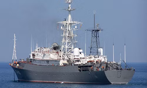 Theo các thông tin ít ỏi trên nhiều trang mạng, tàu trinh sát Vasiliy Tatischev và các tàu anh em được thiết kế cho nhiệm vụ thu thập thông tin tình báo điện tử thông qua các mạng anten. Dữ liệu được truyền vào căn cứ đất liền thông qua anten kết nối vệ tinh đặt trong hai mái vòm lớn.