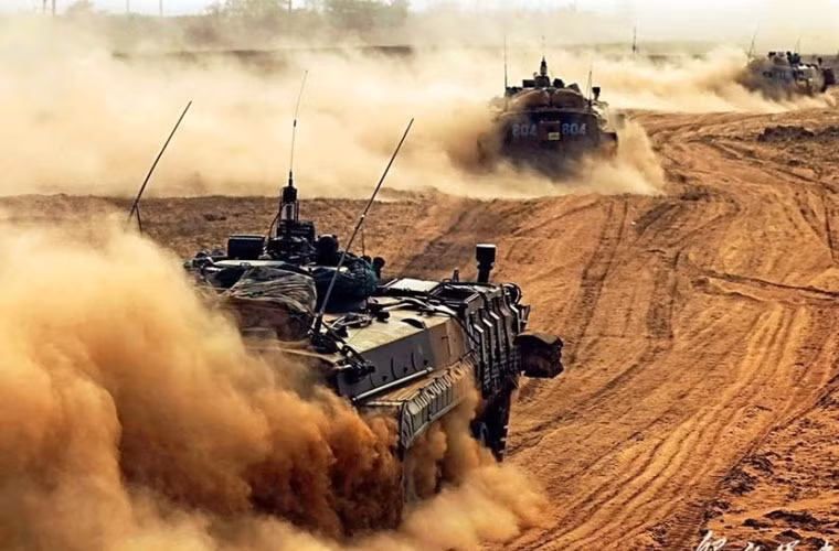 Bi hiem mu binh si Quan doi Trung Quoc tap tran