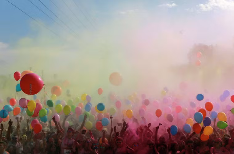 Hình ảnh từ cuộc thi chạy Color Run.