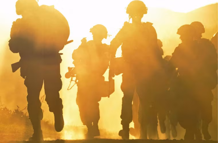 Lính thủy đánh bộ Nga thuộc Hạm đội Thái Bình Dương tập trận.