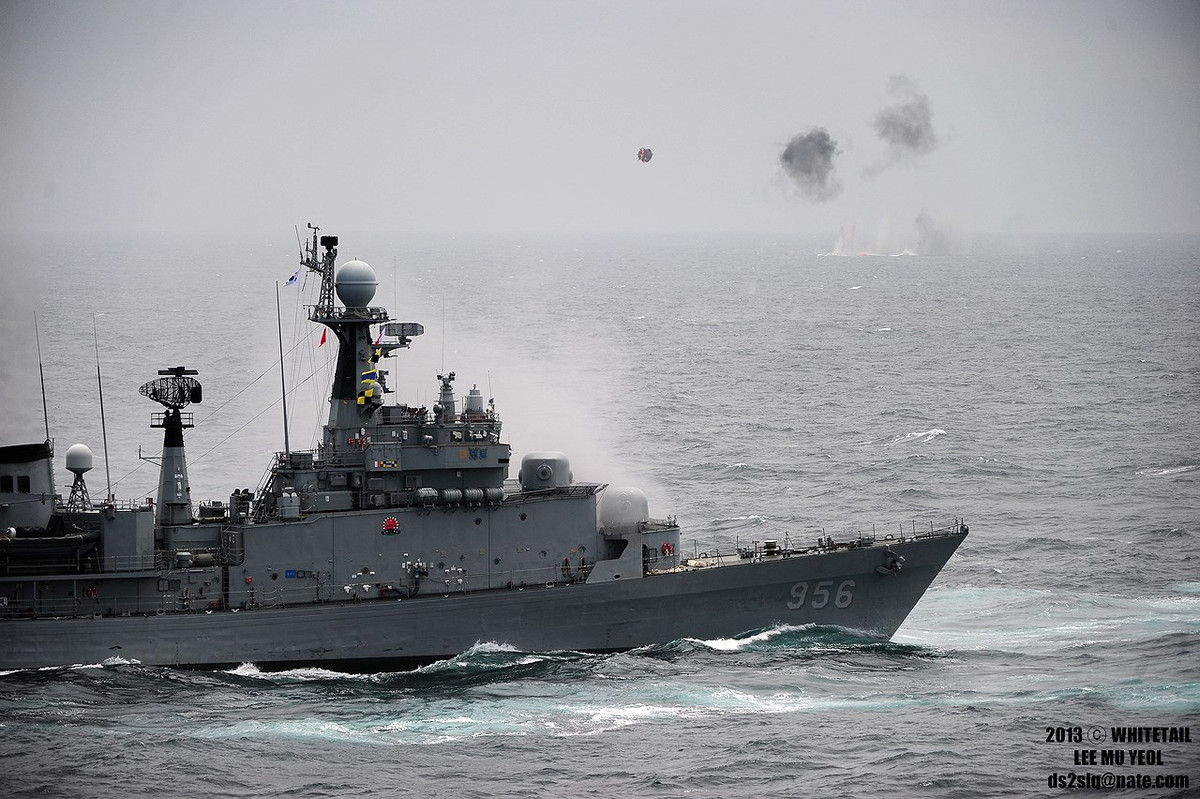 Chính vì vậy đích đến của chiếc Ulsan này khả năng rất cao sẽ là một nước thuộc khu vực ASEAN, bởi họ đang có nhu cầu cao đối với tàu chiến 2.000 tấn đa năng.