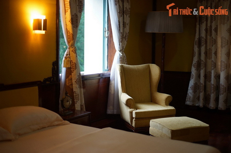Màu sắc chủ đạo trong căn phòng của vợ chồng ông Thiệu là màu vàng. Nơi đây mở cửa phục du khách từ năm 1916.