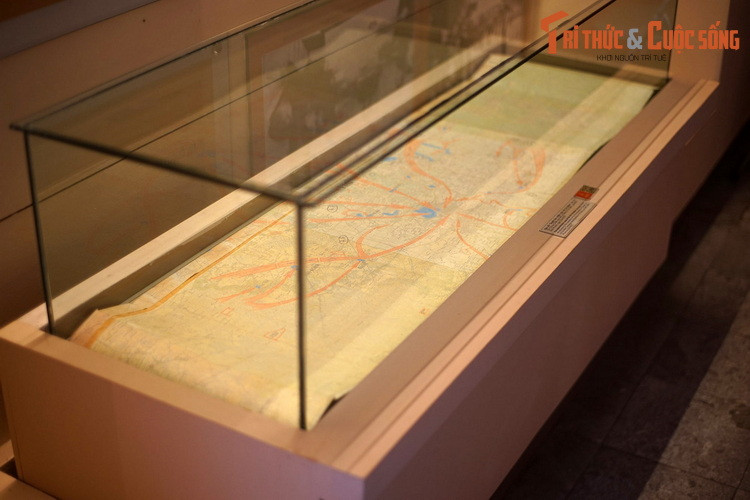 3. Được bảo quản và trưng bày tại Bảo tàng lịch sử quân sự Việt Nam, Bảo vật quốc gia - Bản đồ Quyết tâm Chiến dịch Hồ Chí Minh là một tư liệu lịch sử đặc biệt gắn với công cuộc giải phóng miền Nam, thống nhất đất nước mùa xuân năm 1975.