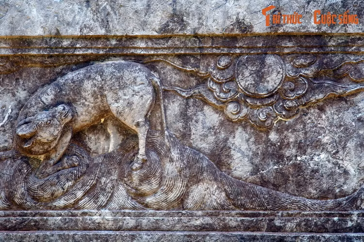 Việc giải các câu đố này sẽ làm sáng tỏ những thông điệp thú vị, làm giàu thêm cho kho tàng văn hóa của người Việt...