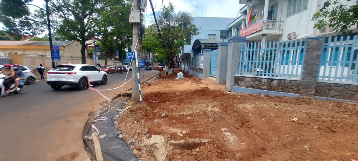 Đắk Lắk: Gói thầu hơn 4 tỷ tại xã Hòa Phú về tay Cty DNS - Hình 5 Dak Lak: Goi thau hon 4 ty tai xa Hoa Phu ve tay Cty DNS-Hinh-5