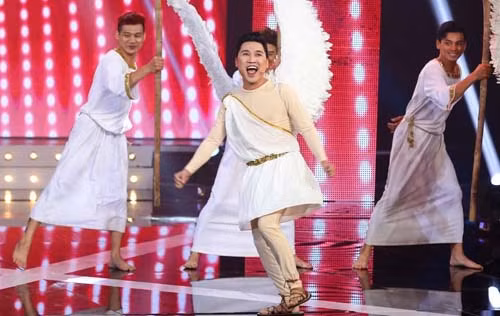 Hoa hau Pham Huong lam giam khao Cuoi xuyen Viet-Hinh-5