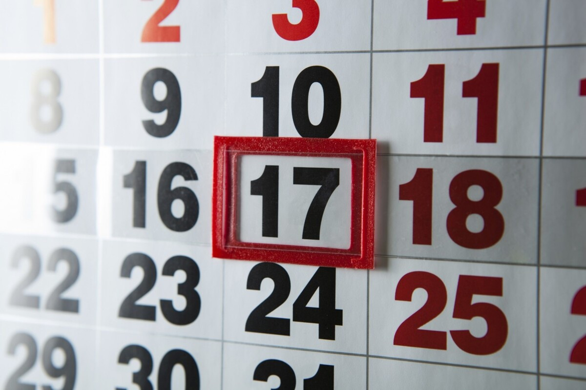 Không phải số 13, ở quốc gia này, người dân tin 17 là số kém may mắn. Điều này lý giải vì sao nhiều tòa nhà ở Italy không có tầng 17. Sự mê tín này xuất phát từ chữ số La Mã XVII. Khi đảo ngược chữ cái sẽ tạo ra từ VIXI, trong tiếng Latin có nghĩa là "Cuộc đời tôi đã kết thúc".