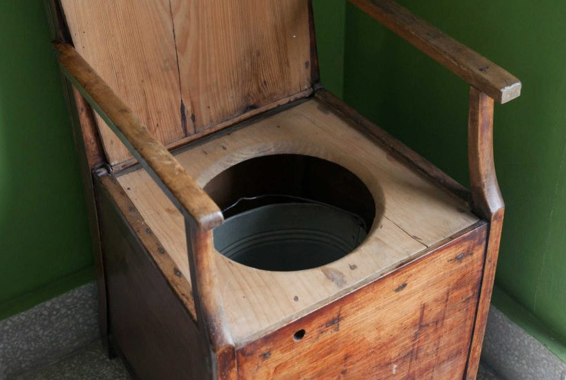 Bảo tàng nhà vệ sinh quốc tế Sulabh, New Delhi, Ấn Độ: Bảo tàng này được chia thành 3 phần: cổ đại, trung cổ và hiện đại. Những chiếc bồn cầu thời xưa thực sự khiến du khách kinh ngạc. Trong phần hiện đại, bạn sẽ tìm thấy nhà vệ sinh công nghệ cao của Nhật Bản và Hàn Quốc...