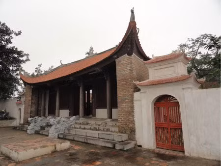 Sau khi tìm thấy xác, biết chắc Lý Ông Trọng đã chết, Tần Thủy Hoàng cho đúc pho tượng đồng khổng lồ hình Lý Ông Trọng, đặt ở cửa Tư Mã, kinh đô Hàm Dương.