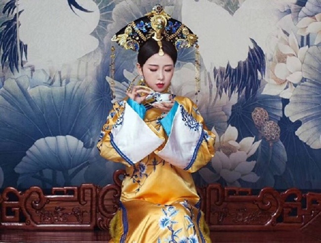 Than the phi tan duoc Khang Hi sung ai khi moi 10 tuoi-Hinh-2