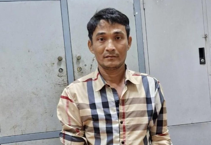 Bat 2 nguoi dot nhap tiem vang trom gan 750 trieu dong-Hinh-3