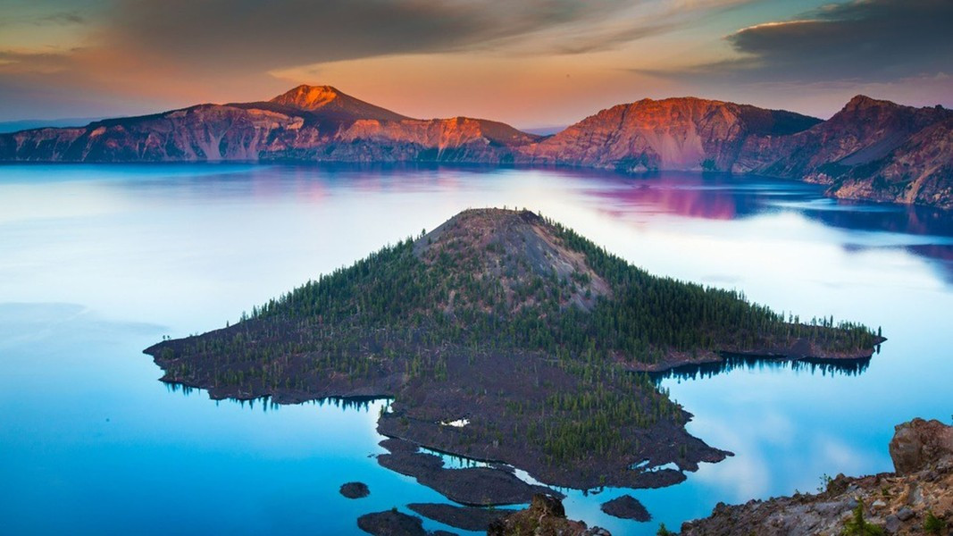 Mặc dù các chuyên gia đã tìm ra nguyên nhân gây mưa ở hồ nhưng vẫn có rất nhiều người tò mò và muốn được tham quan, thắng cảnh tìm tới đây