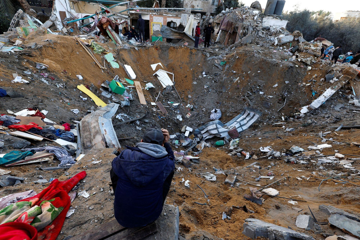 Cảnh tan hoang ở Rafah hôm 12/12 khi xung đột giữa Israel và lực lượng Hamas vẫn tiếp diễn.