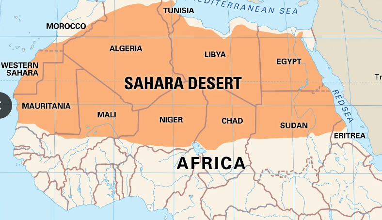 Ngoài ra, sa mạc Sahara được bao quanh gần như mọi hướng bởi các dãy núi khác nhau.