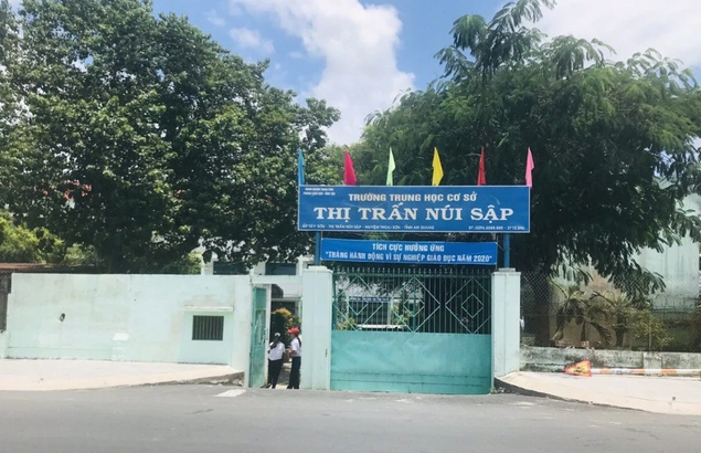 Diem loat vu hoc sinh ngo doc thuc pham gay xon xao