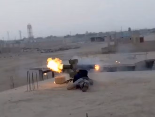 Tổ hợp tên lửa chống tăng Fagot thường gồm 3 thành phần chính: đạn tên lửa 9M111 đặt trong ống phóng; giá phóng 9P135; thiết bị dẫn đường 9S451 và kính ngắm 9Sh119 (phóng đại gấp 10 lần và tầm nhìn 5 lần).