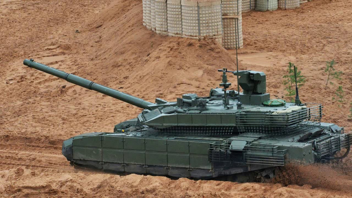 Số lượng T-90M sản xuất mới với số lượng chỉ 60 chiếc, khoảng 400 T-90M sẽ được nâng cấp từ T-90A; ngay trong năm 2020, Quân đội Nga đưa vào trang bị ít nhất là một tiểu đoàn đồng bộ T-90M.