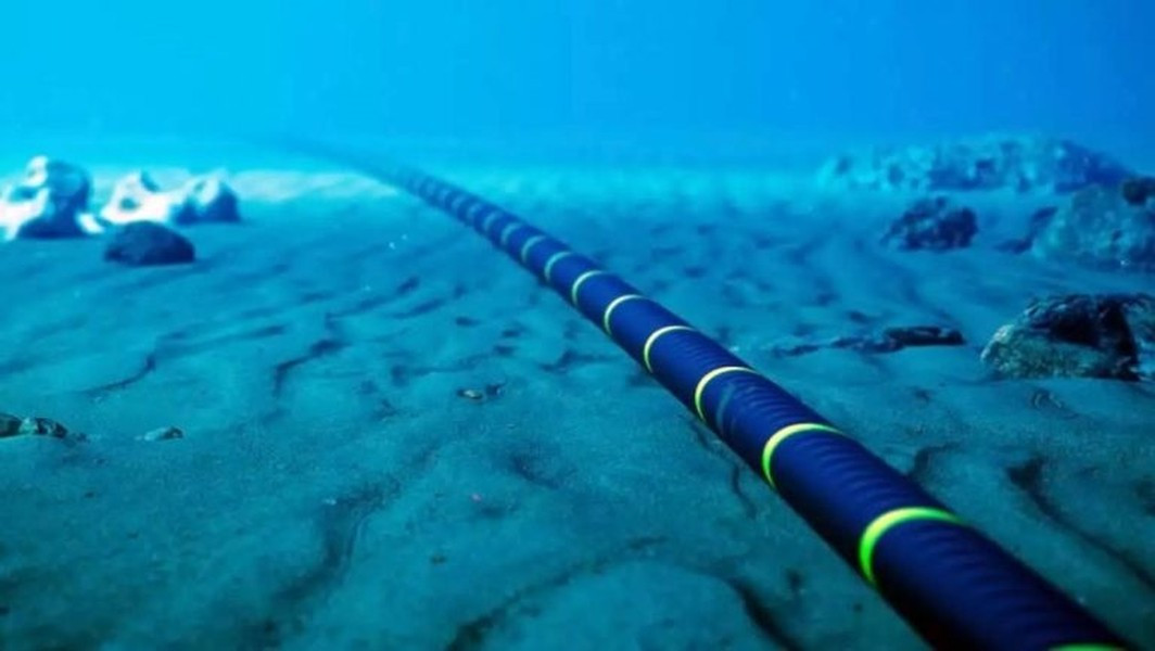 Các tuyến cáp quang ngầm bị hư hỏng theo nhận định sơ bộ nằm giữa Jeddah ở Ả Rập Saudi và Djibouti thuộc khu vực Đông Phi, chúng thuộc về các nhà khai thác viễn thông lớn bao gồm AAE-1, Seacom, EIG và TGN.