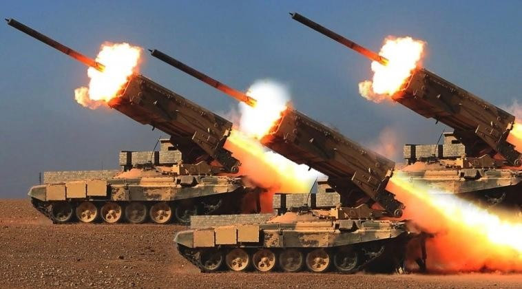 TOS-1A có khả năng phóng đạn nhiệt áp tạo thành “đám mây” dung dịch gây cháy bao quanh mục tiêu và kích hoạt dung dịch này tạo thành một vụ nổ lớn. Tác động của vụ nổ này là “hết sức kinh hoàng” bởi sức ép của nó kéo dài rất lâu và sóng nhiệt tạo ra nóng hơn và kinh khủng hơn bất kỳ đầu đạn truyền thống nào.