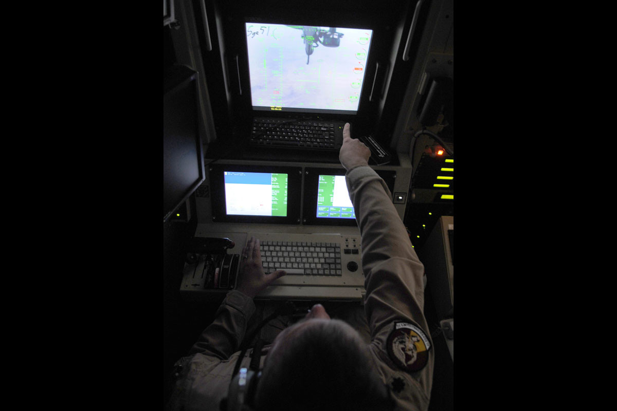 Ngoài ra, Reaper còn được trang bị radar AN/APY-8 Lynx, radar độ phân giải cao Ku-Band, radar khẩu độ tổng hợp có thể sử dụng trong mọi điều kiện thời tiết và hệ thống chỉ báo mục tiêu chuyển động trên mặt đất (GMTI).