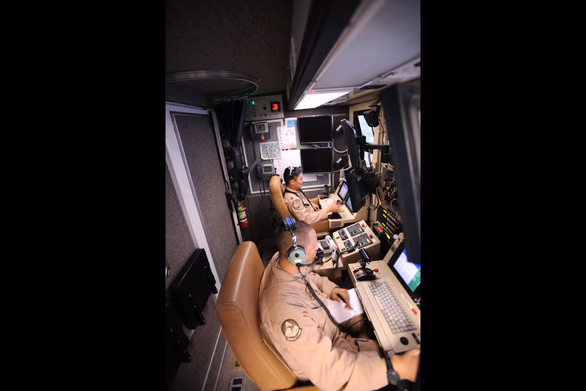 Với 7 giá treo vũ khí, Reaper có thể mang tên lửa AGM-114 Hellfire, bom dẫn đường bằng laser GBU-12 Paveway II, bom thông minh GBU-38, tên lửa tấn công mặt đất Brimstone - một phiên bản sửa đổi của tên lửa phòng không vác vai Stinger có thể bắn từ trên không, và tên lửa phòng không AIM-9X Sidewinder.