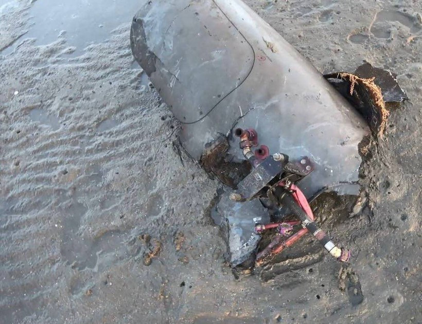 Trong một tuyên bố hôm 19/2, người phát ngôn của lực lượng Houthi, ông Yahya Sare’e, cho biết: "Tại Hodeidah, lực lượng phòng không đã bắn hạ một máy bay Mỹ (MQ-9) bằng một tên lửa phù hợp khi máy bay này đang thực hiện các nhiệm vụ thù địch chống lại đất nước chúng tôi". Ảnh: CNN.