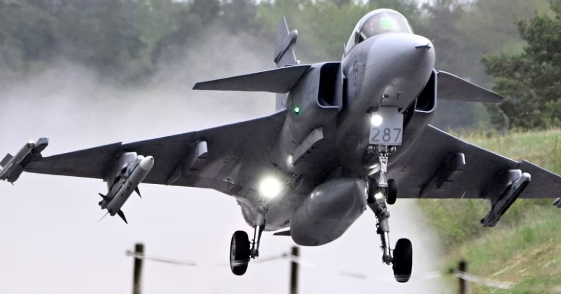 Giám đốc Tiếp thị của Tập đoàn Saab - ông Mikael Franzen trong cuộc trò chuyện với tờ Defense News đã đưa ra một lời phát biểu rất đáng chú ý: