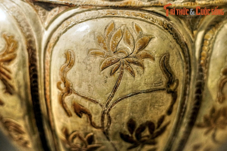 Các nhà nghiên cứu đánh giá, chiếc thống này thể hiện kỹ thuật chế tác đỉnh cao của nghệ nhân gốm đương thời, là một tác phẩm nghệ thuật độc đáo, hoàn hảo nhất trong những hiện vật đồ gốm hoa nâu thời Trần từng được phát hiện.