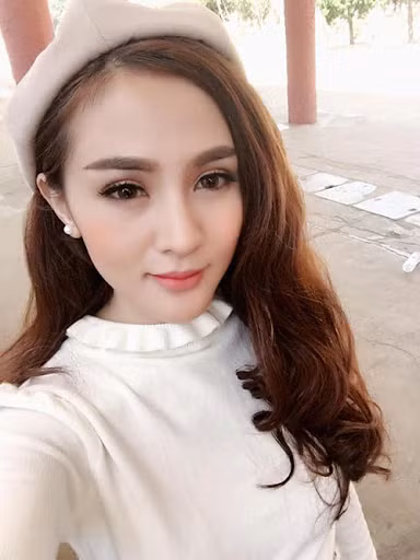 Nhiều năm nay, hot girl đời đầu gần như vắng bóng, tập trung phần lớn vào công việc kinh doanh cá nhân.