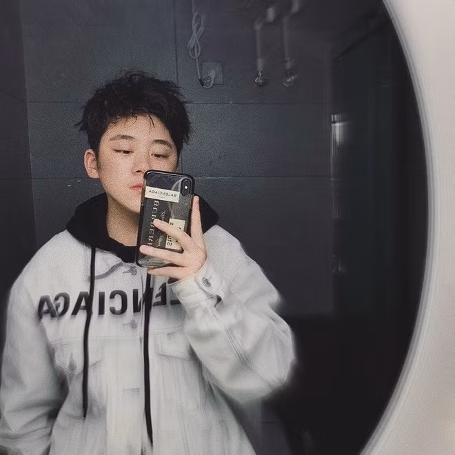 Gavin sở hữu ngoại hình rất cuốn hút đúng chuẩn hot boy "vạn người mê".