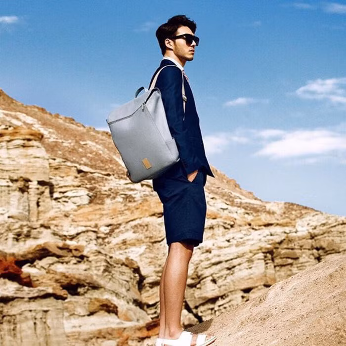 Không chỉ có ngoại hình, Choi Yong Ho còn khiến dân mạng xuýt xoa khi nhìn vào thành tích học tập đáng nể của anh. Được biết, chàng phi công điển trai từng là nghiên cứu sinh khoa Kinh tế Đại học Durham (Đại học thuộc top 10 Anh quốc).